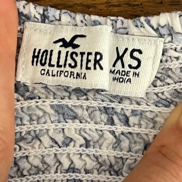 Hollister Cinch Crop Top with Puff Sleeves - size XS - Picture 3 of 6